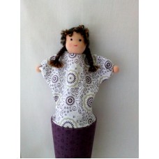 Strutdocka, flicka, brunt hår