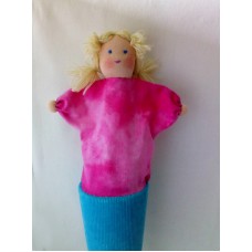 Strutdocka, flicka, ljust hår